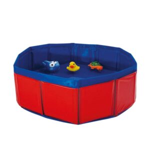 Katte pool med legetøj